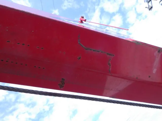 ブームにキズ・サビがあります。|いすゞ フォワード 2RG-FRR90S2(2WD)の写真32