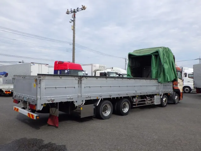 UDトラックス クオン QKG-CG5ZAの写真4