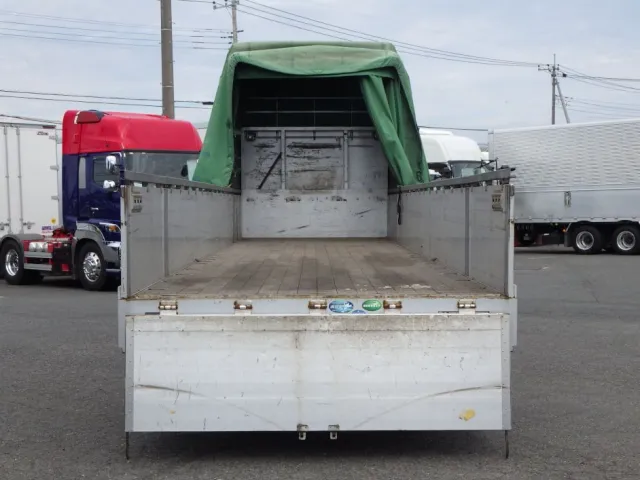 荷台全体の状態です。|UDトラックス クオン QKG-CG5ZAの写真9