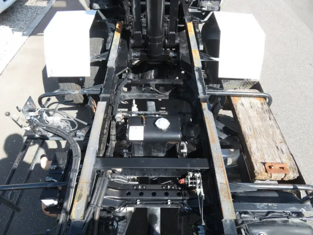 いすゞ フォワード TKG-FRR90S1(2WD)の写真12