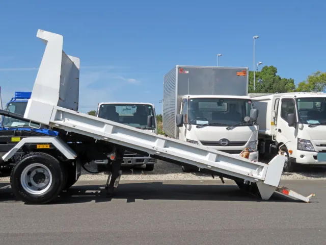 いすゞ フォワード TKG-FRR90S1(2WD)の写真16