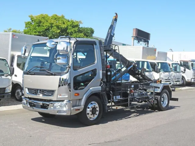 三菱 ファイター 2KG-FK72FZの写真1