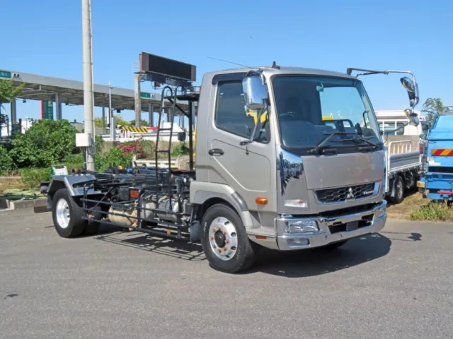 三菱 ファイター 2KG-FK72FZの写真2