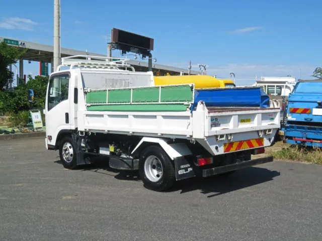 いすゞ エルフ 2PG-NPR88YN(2WD)の写真4