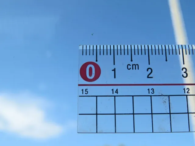 フロントガラスに小キズがあります。|いすゞ エルフ 2PG-NPR88YN(2WD)の写真26