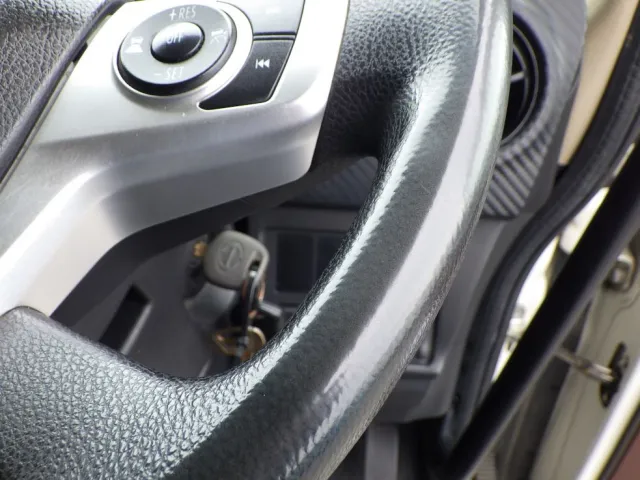 ハンドルにスレがあります。|日野 プロフィア 2DG-FR1AHGの写真37