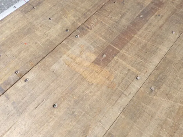 床板に削れがあります。|いすゞ ギガ QKG-CYJ77Aの写真40