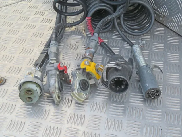 コネクター類です。|UDトラックス クオン 2PG-GK5AABの写真12