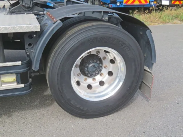 アルミホイールです。|UDトラックス クオン 2PG-GK5AABの写真14