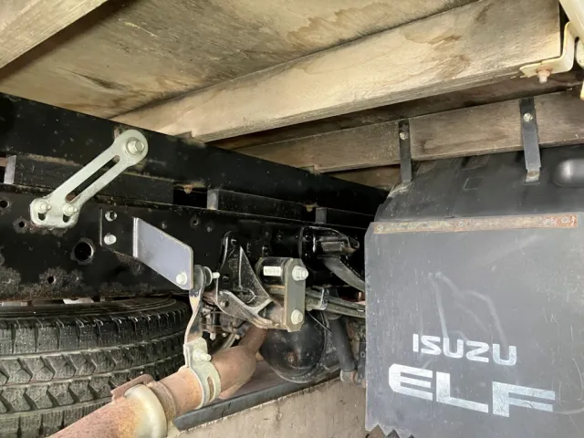 いすゞ エルフ TPG-NPR85AR(2WD)の写真6