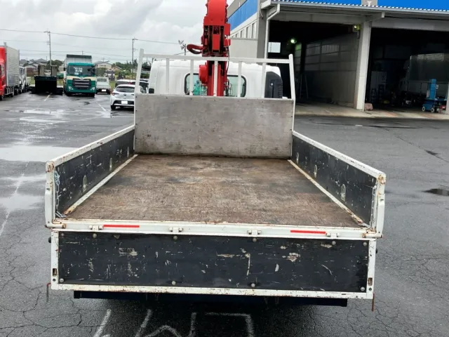 いすゞ エルフ TPG-NPR85AR(2WD)の写真9