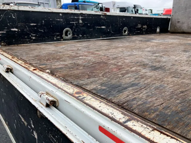 いすゞ エルフ TPG-NPR85AR(2WD)の写真10