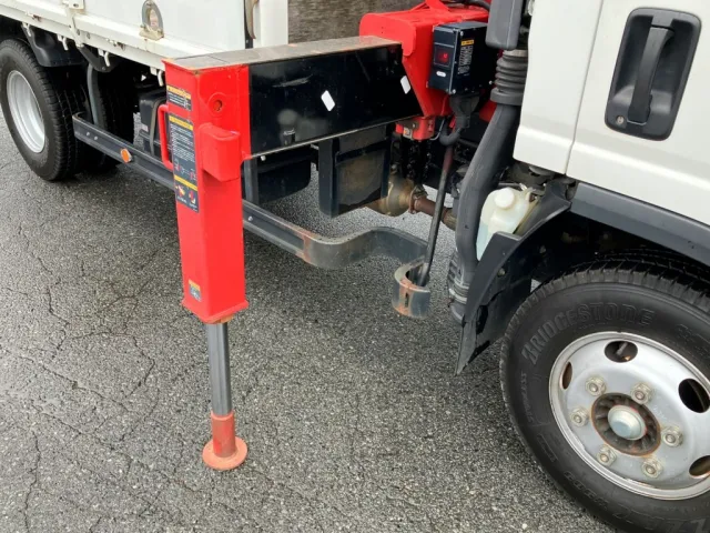 いすゞ エルフ TPG-NPR85AR(2WD)の写真12