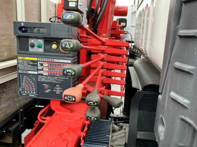 いすゞ エルフ TPG-NPR85AR(2WD)の写真13