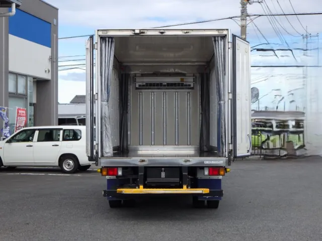 荷台全体の状態です。|いすゞ エルフ 2RG-NPR88AN(2WD)の写真9