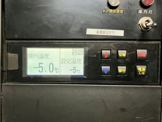 いすゞ エルフ 2RG-NPR88AN(2WD)の写真18