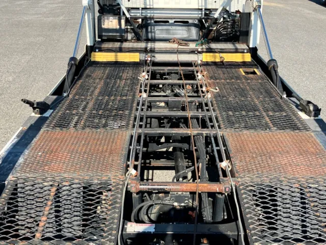 1階フロアの状態です。|トヨタ カゼット PB-XZU423(2WD)の写真11