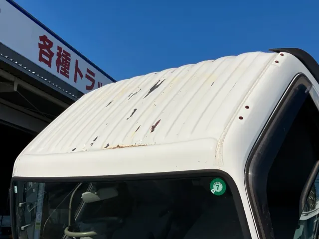 キャブルーフに塗装はがれがあります。|トヨタ カゼット PB-XZU423(2WD)の写真31