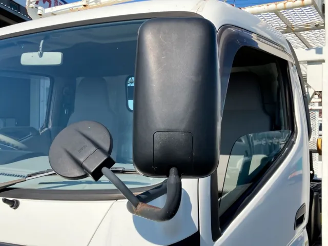 助手席側ミラーステーにサビがあります。|トヨタ カゼット PB-XZU423(2WD)の写真37