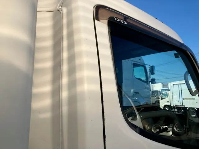 運転席側クオーターパネルに小傷があります。|トヨタ カゼット PB-XZU423(2WD)の写真40