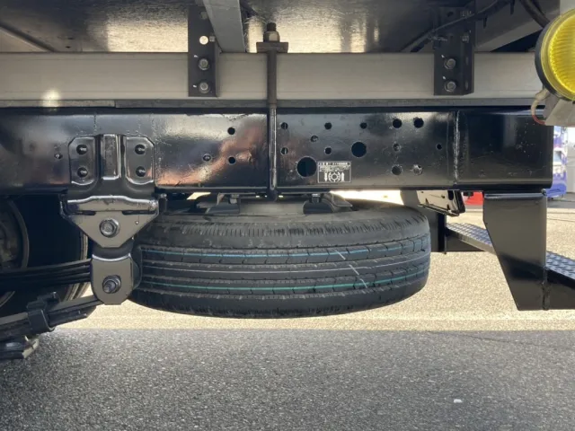 シャーシの状態です|日野 デュトロ TKG-XZC605M(2WD)の写真8