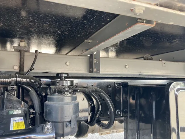 シャーシとネタの状態です。|日野 デュトロ TKG-XZC605M(2WD)の写真11