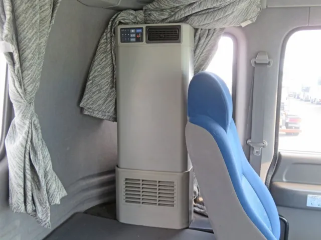 蓄冷ベッドクーラー付きです。|いすゞ ギガ QDG-EXZ52AJの写真19
