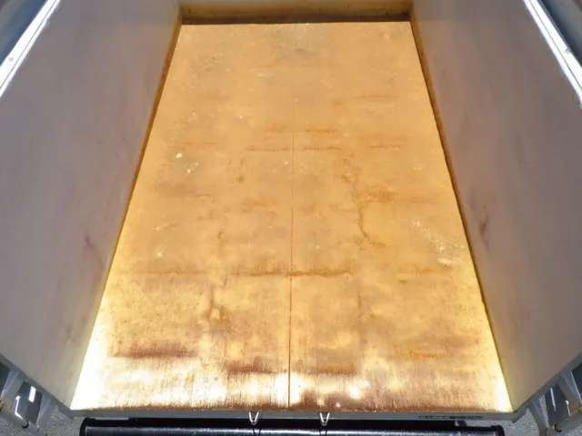 床の状態です。|いすゞ フォワード TKG-FRR90S1(2WD)の写真8