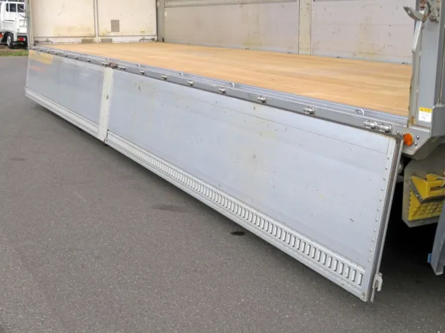 あおり内側の状態です。|日野 プロフィア 2DG-FW1AHGの写真41