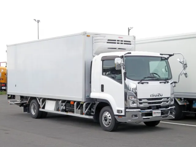 いすゞ フォワード 2PG-FRR90S2(2WD)の写真2