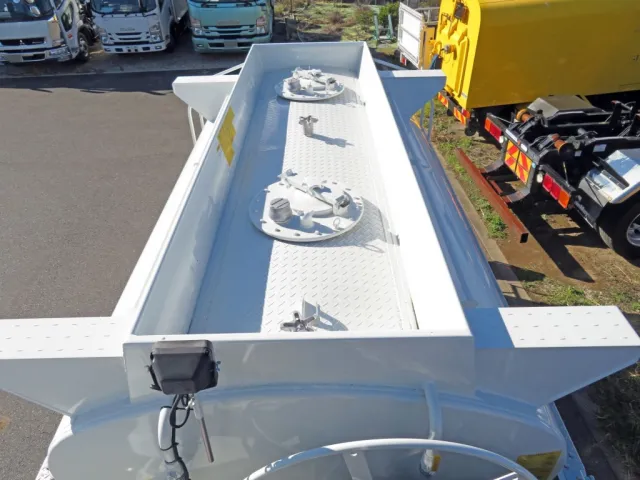 三菱 ファイター 2KG-FK72F(2WD)の写真7