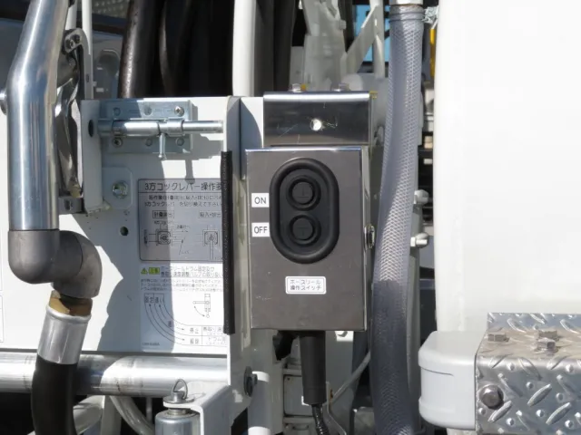三菱 ファイター 2KG-FK72F(2WD)の写真15