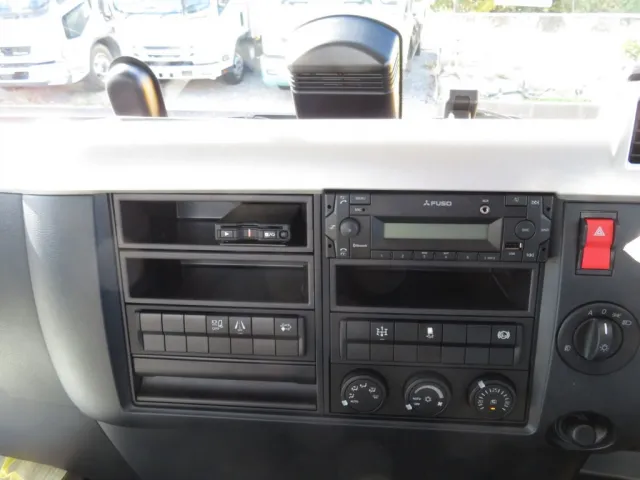 三菱 ファイター 2KG-FK72F(2WD)の写真26