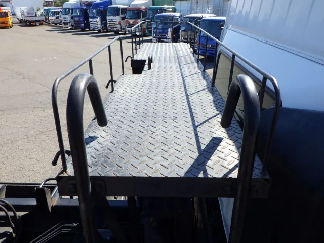 デッキの状態です。|三菱 スーパーグレート 2PG-FV70HZの写真12