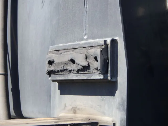 フックのパッドにヒビがあります。|三菱 スーパーグレート 2PG-FV70HZの写真31
