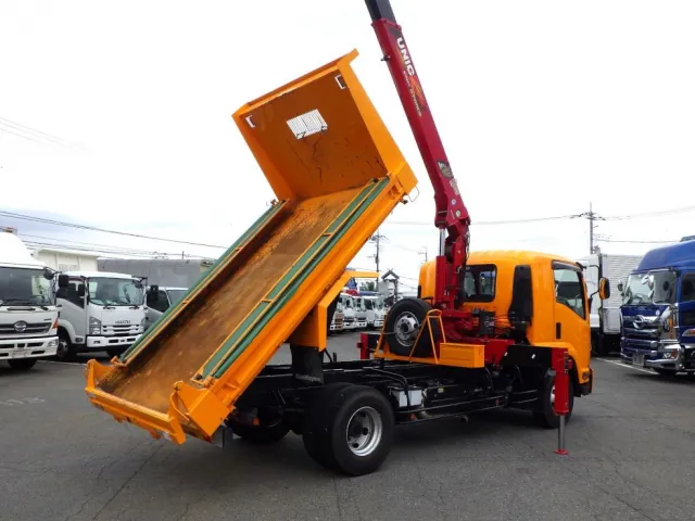 いすゞ フォワード 2RG-FRR90S2(2WD)の写真5