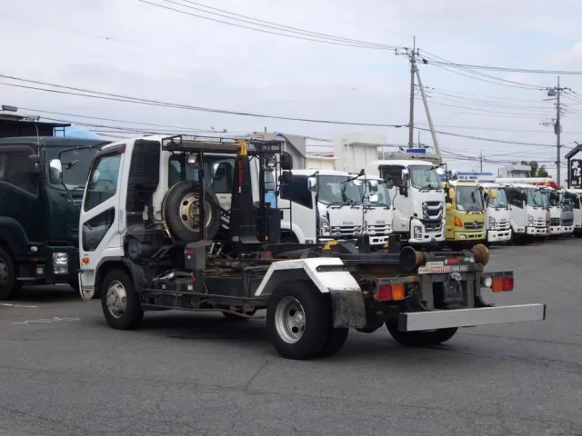 三菱 ファイター TKG-FK71F(2WD)の写真3