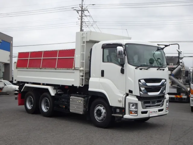 いすゞ ギガ 2PG-CXZ77CTの写真2