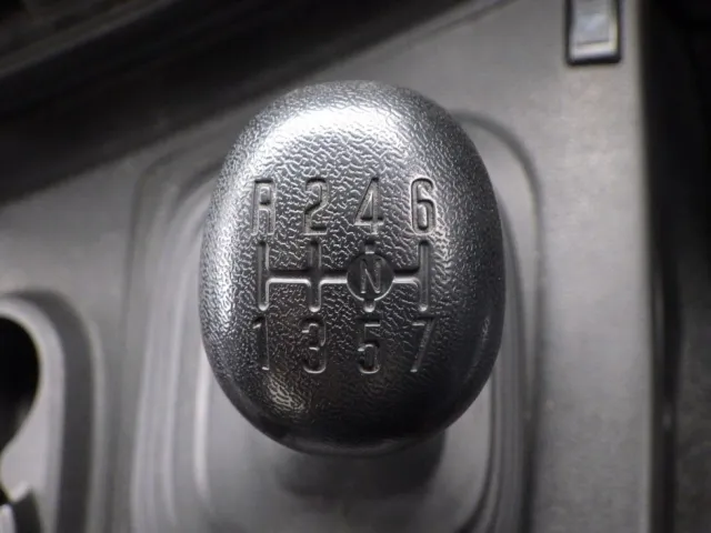 MT7速です。|いすゞ ギガ 2PG-CXZ77CTの写真19