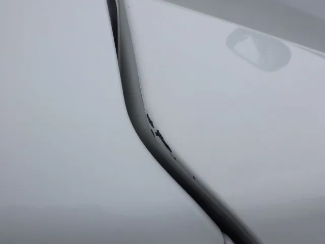 運転席側ドアに小キズがあります。|いすゞ ギガ 2PG-CXZ77CTの写真23