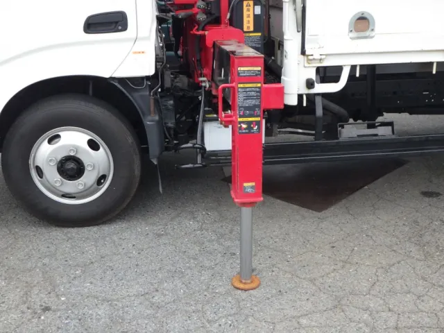 アウトリガーの状態です。|日野 デュトロ TKG-XZU650M(2WD)の写真11
