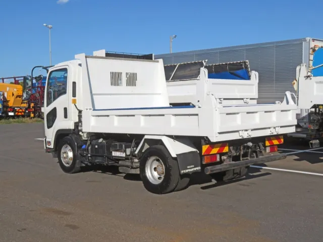 いすゞ フォワード 2PG-FRR90S1(2WD)の写真3