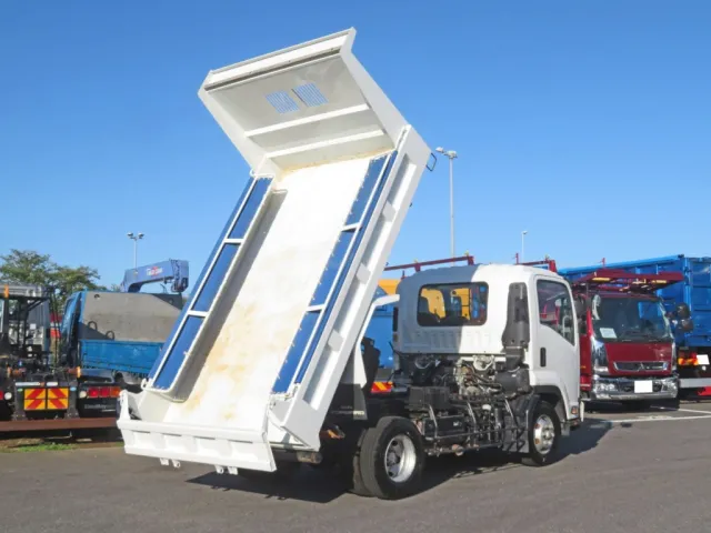 いすゞ フォワード 2PG-FRR90S1(2WD)の写真4