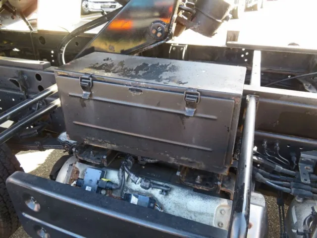 工具箱付きです。（鉄製です）|いすゞ フォワード 2PG-FRR90S1(2WD)の写真15