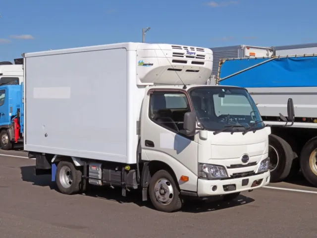 日野 デュトロ 2RG-XZC605M(2WD)の写真2