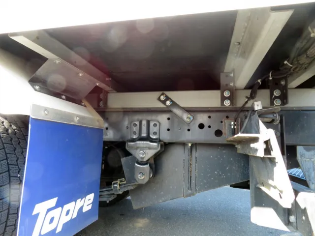 シャーシの状態です。|日野 デュトロ 2RG-XZC605M(2WD)の写真5