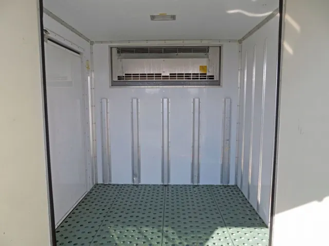 日野 デュトロ 2RG-XZC605M(2WD)の写真10