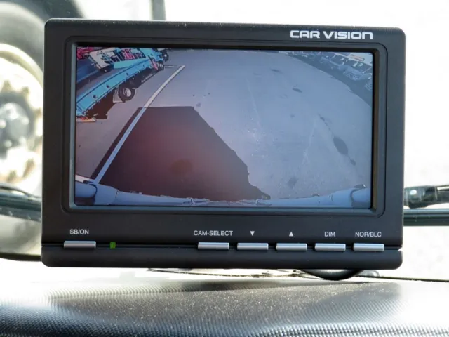 液晶バックモニター付きです。|日野 デュトロ 2RG-XZC605M(2WD)の写真22