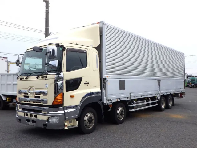 日野 プロフィア QKG-FW1AXBGの写真1