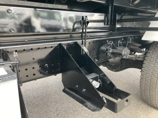 シャーシとサブフレームの状態です。|いすゞ フォワード 2RG-FRR90S2(2WD)の写真9